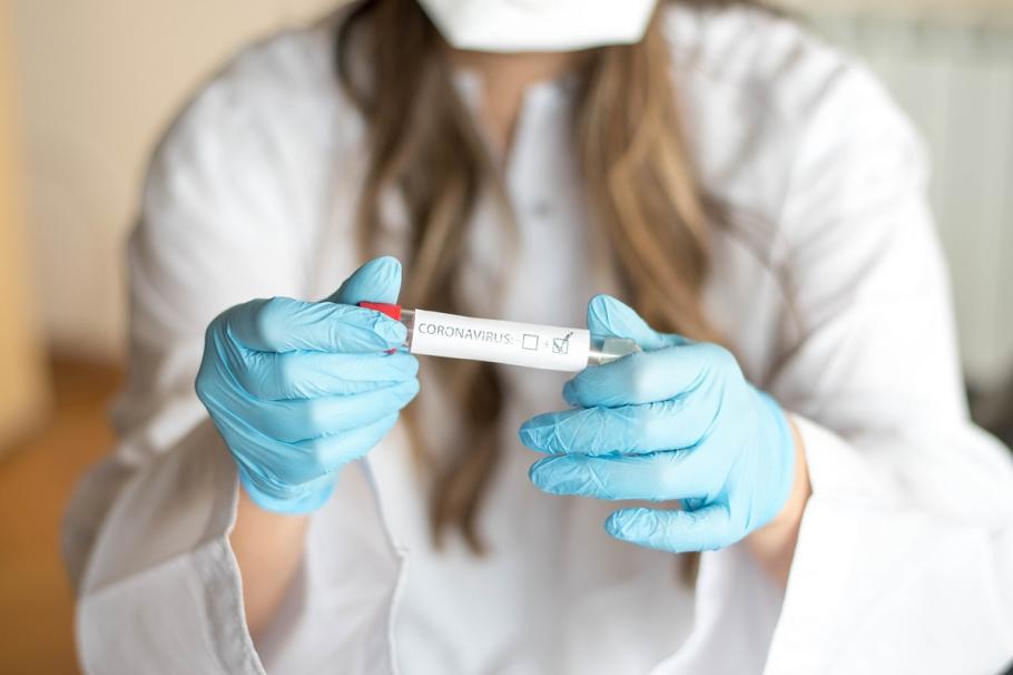 Încă un român a murit de coronavirus în Italia, conform bilanțului prezentat de autorități 43 de români de peste hotare au fost confirmați cu coronavirus