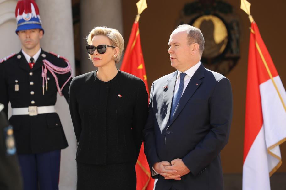 Prințul Albert de Monaco: Nu eu l-am infectat cu coronavirus pe Prințul Charles Prințul Albert și Prințul Charles au participat la un eveniment înainte ca cei doi să fie găsiți cu coronavirus