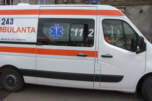 Ambulanță plecată în misiune de la un spital