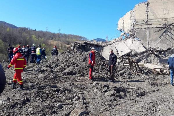 A fost găsit primul muncitor îngropat sub tone de moloz la Mina Uricani. ISU Hunedoara: ”Nu dă semne de viață”