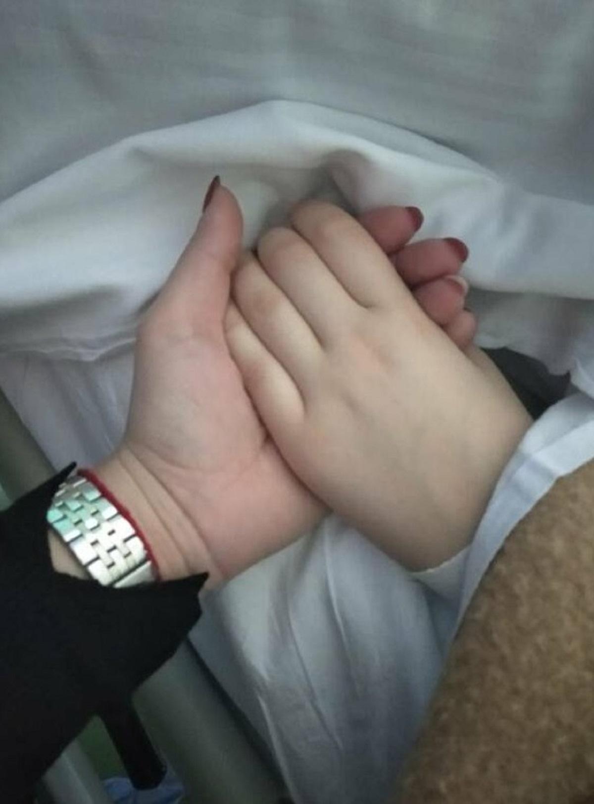 Andreea trăiește o adevărată dramă după ce medicii i-au descoperit fiicei sale, Irene, o tumoră pe creier