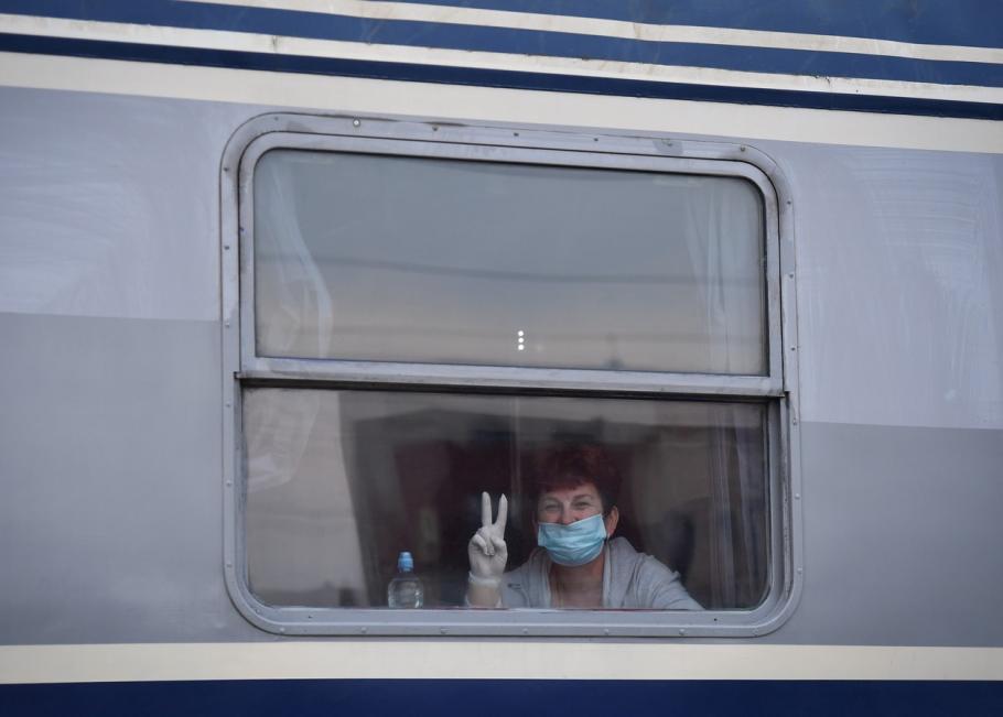 Călătoria cu trenul, după regula „un loc liber, un loc ocupat” de la 15 mai Călătoria cu trenul, după regula „un loc liber, un loc ocupat” de la 15 mai