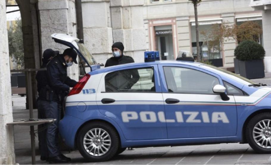 Român reținut pentru un scandal provocat în Sicilia Românul riscă ani grei de închisoare