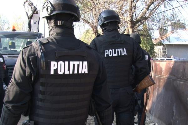 Bărbatul din Cluj care și-a ucis mama a încercat să-și ucidă și fratele, care dormea