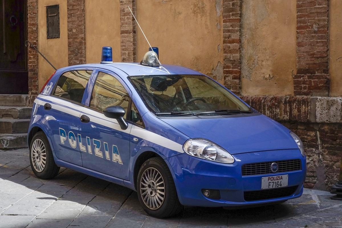 Român arestat după ce și-a bătut fosta soție până când a băgat-o în spital, în Italia Românul și-a bătut fosta soție pentru că nu accepta despărțirea de aceasta