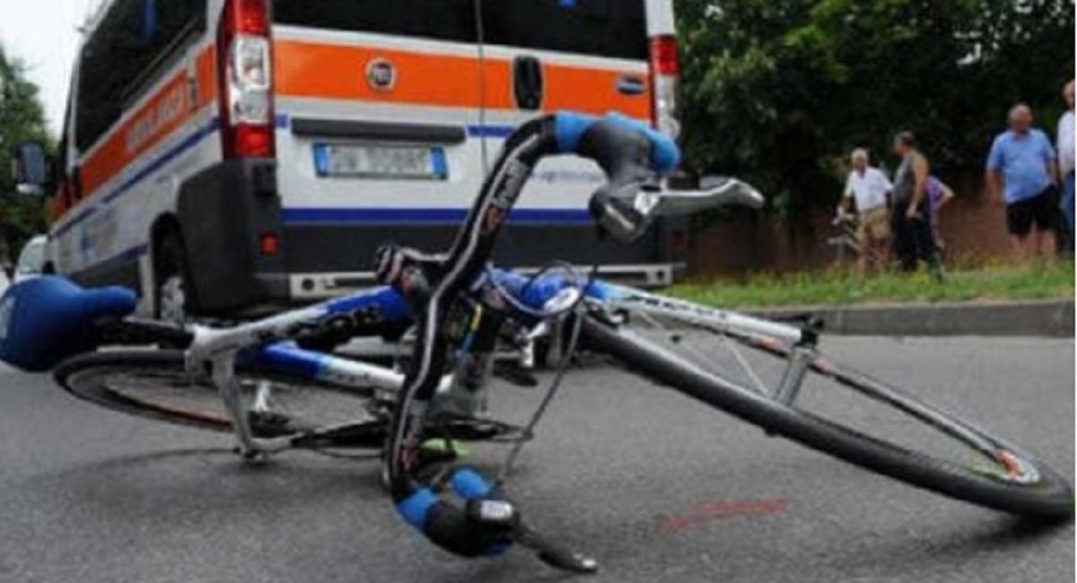 Un român din Italia a dat cu mașina peste un biciclist, omorându-l, și a fugit de la locul accidentului Românul a fost plasat în arest la domiciliu