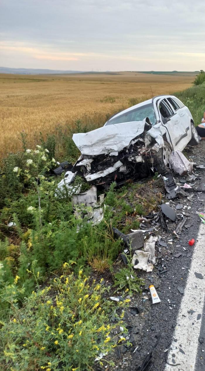Vasilica a murit într-un accident cumplit, după ce mașina condusă de prietena ei a intrat pe contrasens (Video)