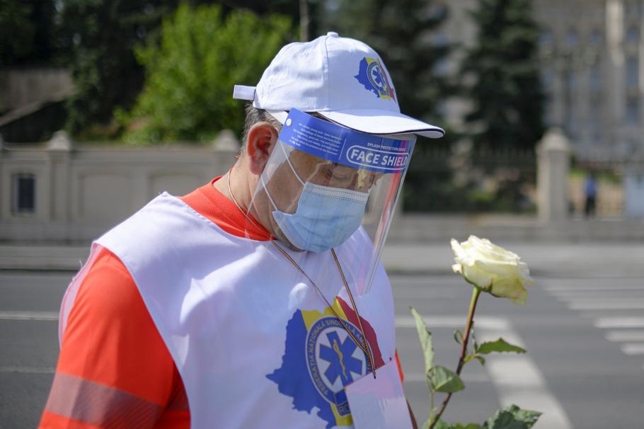 Dumitru Constantin, medicul vâlcean răpus de COVID-19, își trăia visul Dumitru Constantin, medicul vâlcean răpus de COVID-19, își trăia visul