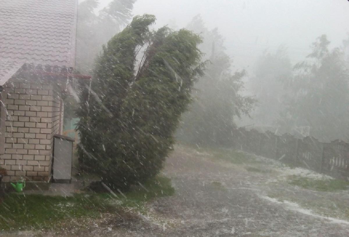 Alertă de ploi torențiale și grindină în România