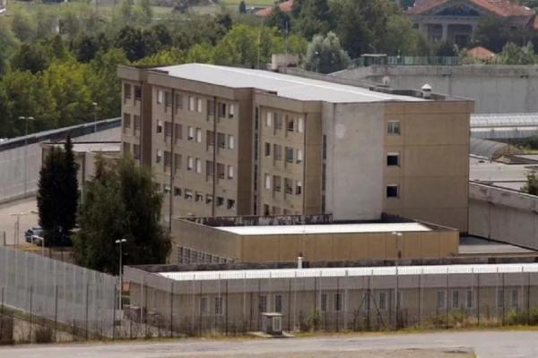 Românii riscă ani grei de închisoare, fiind acuzați de comiterea mai multor infracțiuni