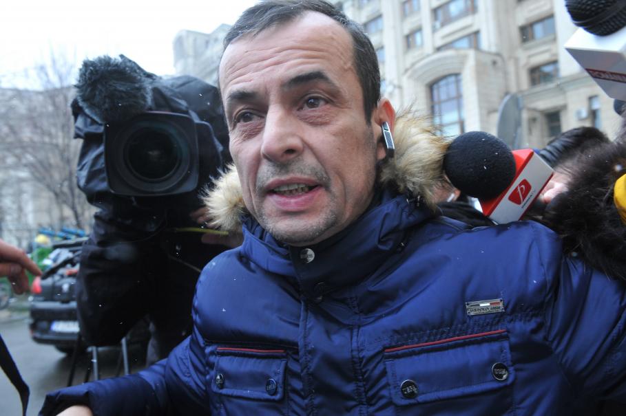 Fostul procuror Mircea Negulescu, alias „Portocală”, scapă de arestul preventiv Fostul procuror Mircea Negulescu, alias „Portocală”, scapă de arestul preventiv