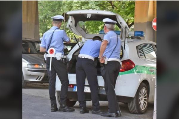 Românul implicat în acest caz are 30 de ani