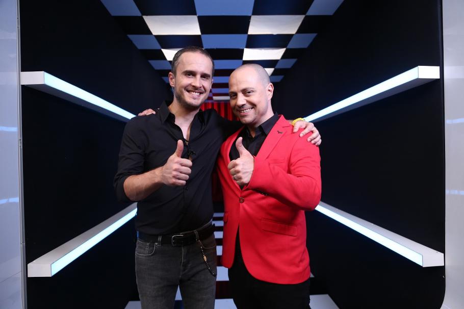 Șerban Copoț și Dan Badea Șerban Copoț și Dan Badea încălzesc concurenții la ”I (mai mult) Umor”