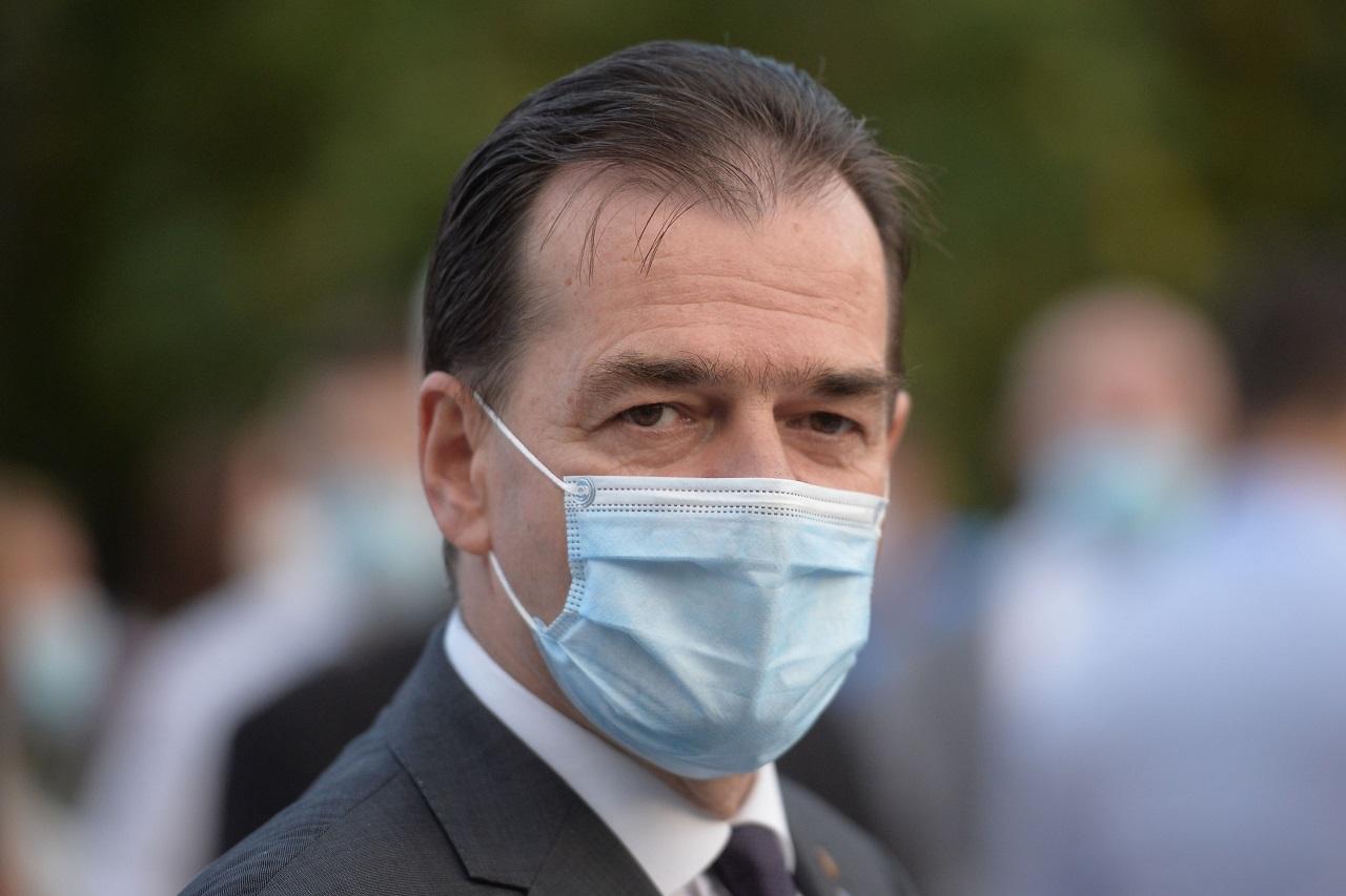 Ludovic Orban Ludovic Orban anunță că se închid școlile, pentru alegeri