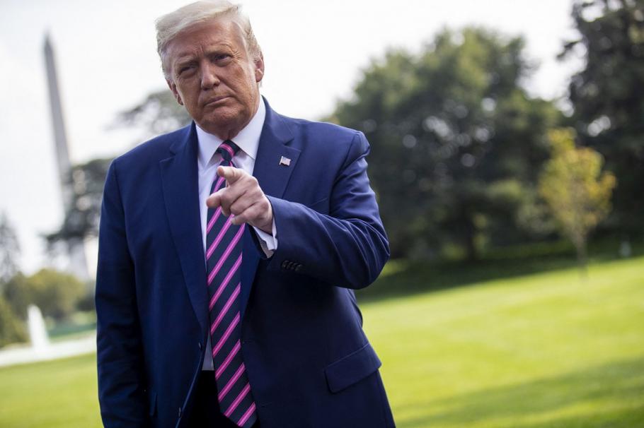 Pachet cu otravă adresat lui Donald Trump, interceptat de forțele de ordine Pachetul cu otravă ar fi fost trimis din Canada