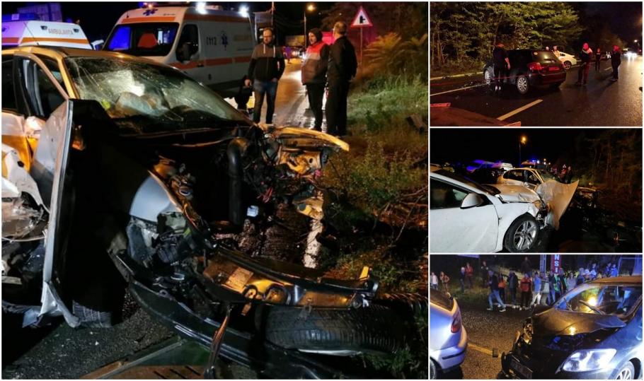 Mașini distruse în urma accidentului Echipajele de salvare au intervenit