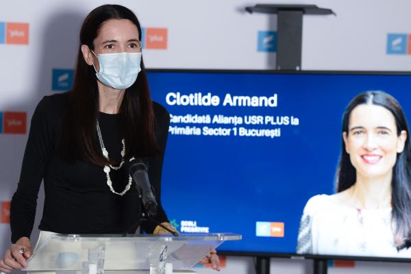 Clotilde Armand se menţine pe primul loc