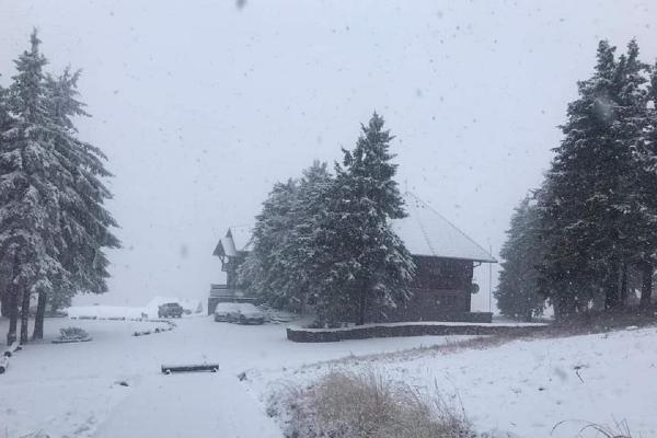 Ninsori şi viscol în România