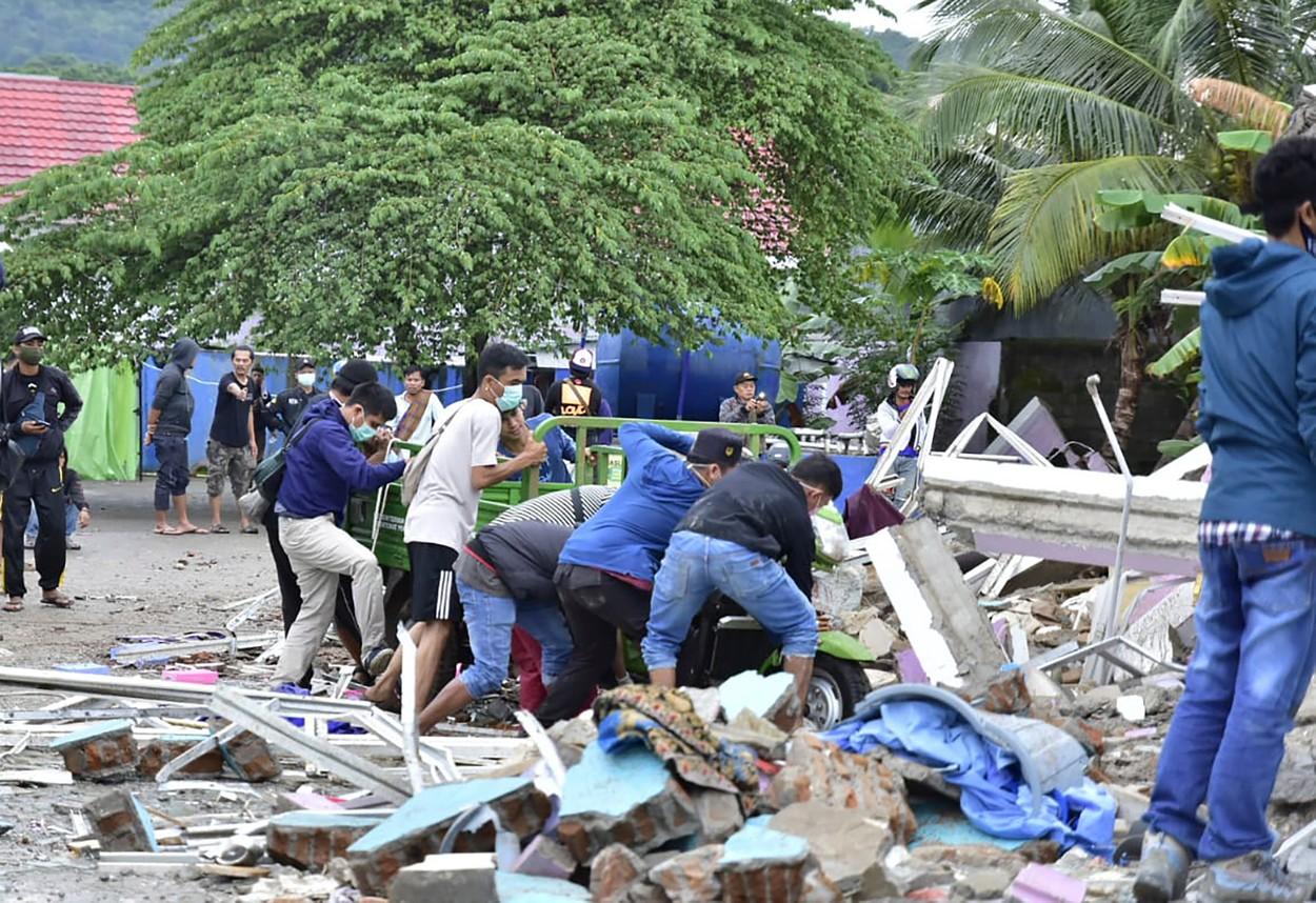 Cutremur devastator în Indonezia