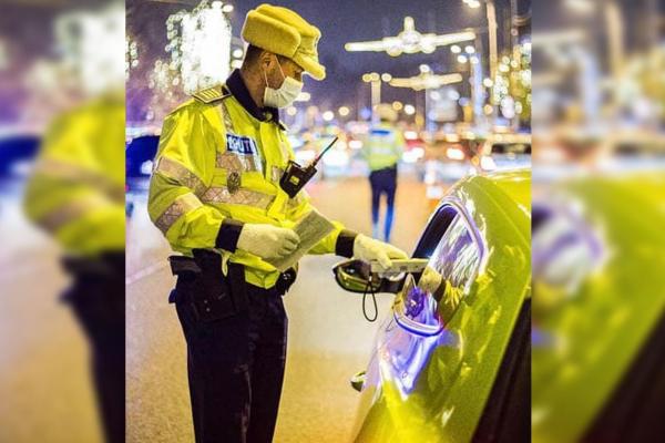 Șofer băut, către polițistul care l-a oprit în trafic: ”Doar două pahare de vin roșu am băut. Face bine la circulație!”