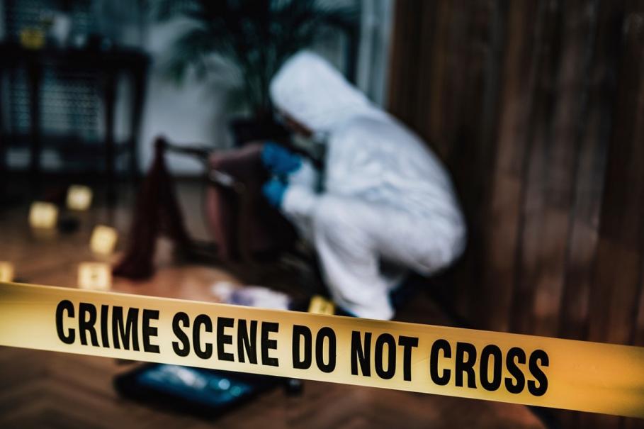 Un bărbat din SUA a fost arestat, după ce poliţiştii au descoperit un cadavru în interiorul unei valize pe care se afla o etichetă cu numele şi adresa lui Incidentul a avut loc oraşul Denver, din SUA