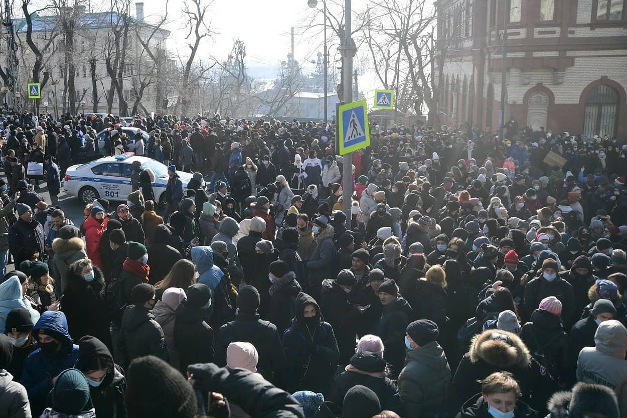 Zeci de persoane arestate la protestele pro-Navalnîi