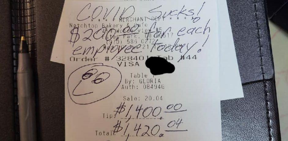 Mesaj pe nota de plată, lăsat de un client într-un restaurant din Colorado