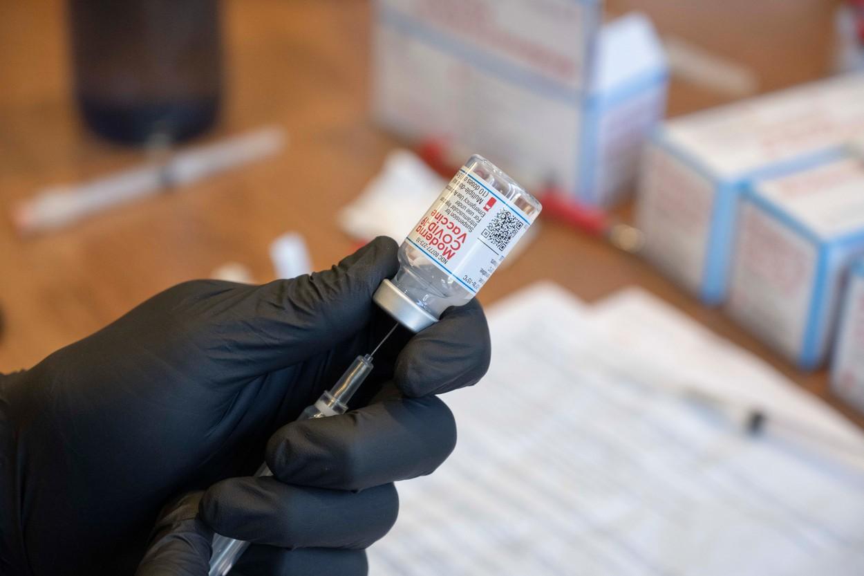Vaccinul Moderna este eficient împotriva noilor tulpini ale coronavirusului Vaccinul Moderna este eficient împotriva noilor tulpini ale coronavirusului