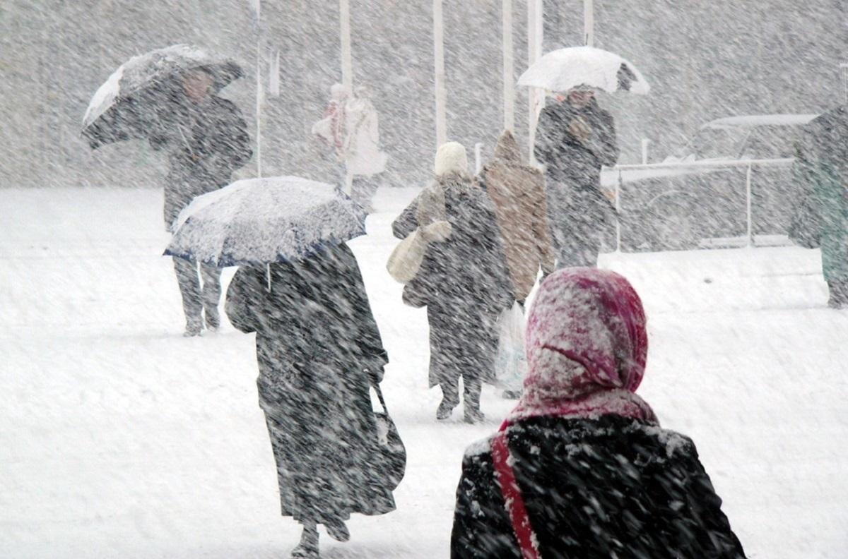 Cod galben de ninsori ninsori abundente în Bucureşti şi opt judeţe