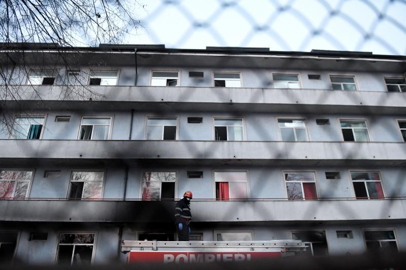 Imagini de la incendiul de la Matei Balș Imagini de la incendiul de la Matei Balș