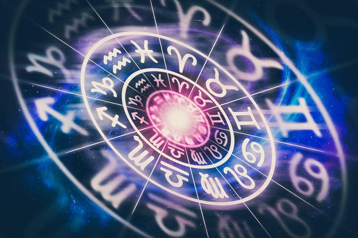 Horoscop 1 februarie 2021 Horoscop 1 februarie 2021. Totul se învârte în jurul banilor şi al planurilor pe termen lung