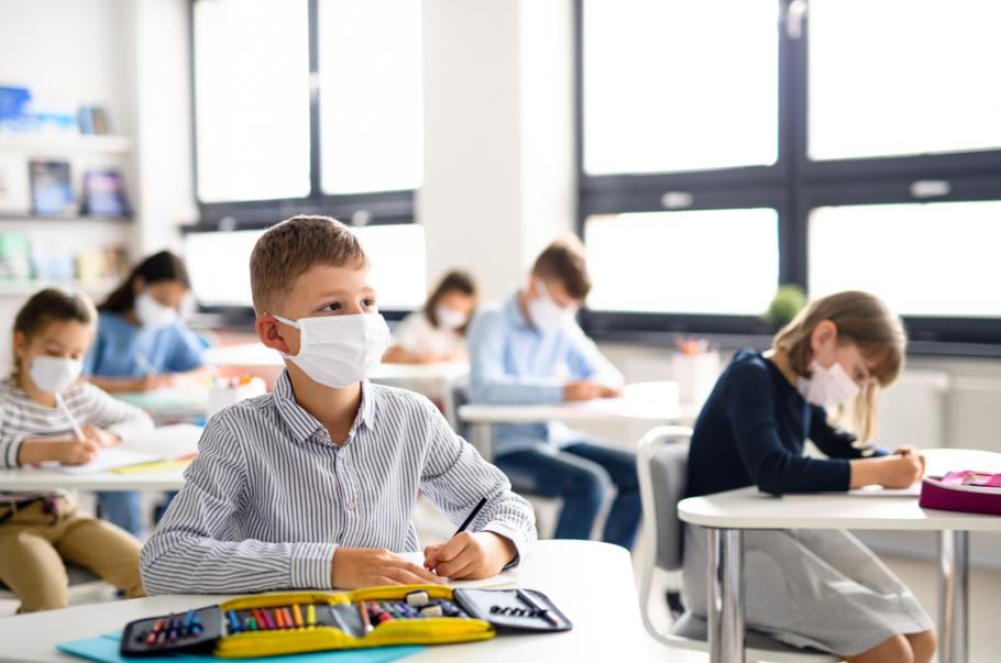 Elevii vor merge la şcoală indiferent de rata incidenţei Elevii vor merge la şcoală indiferent de rata incidenţei
