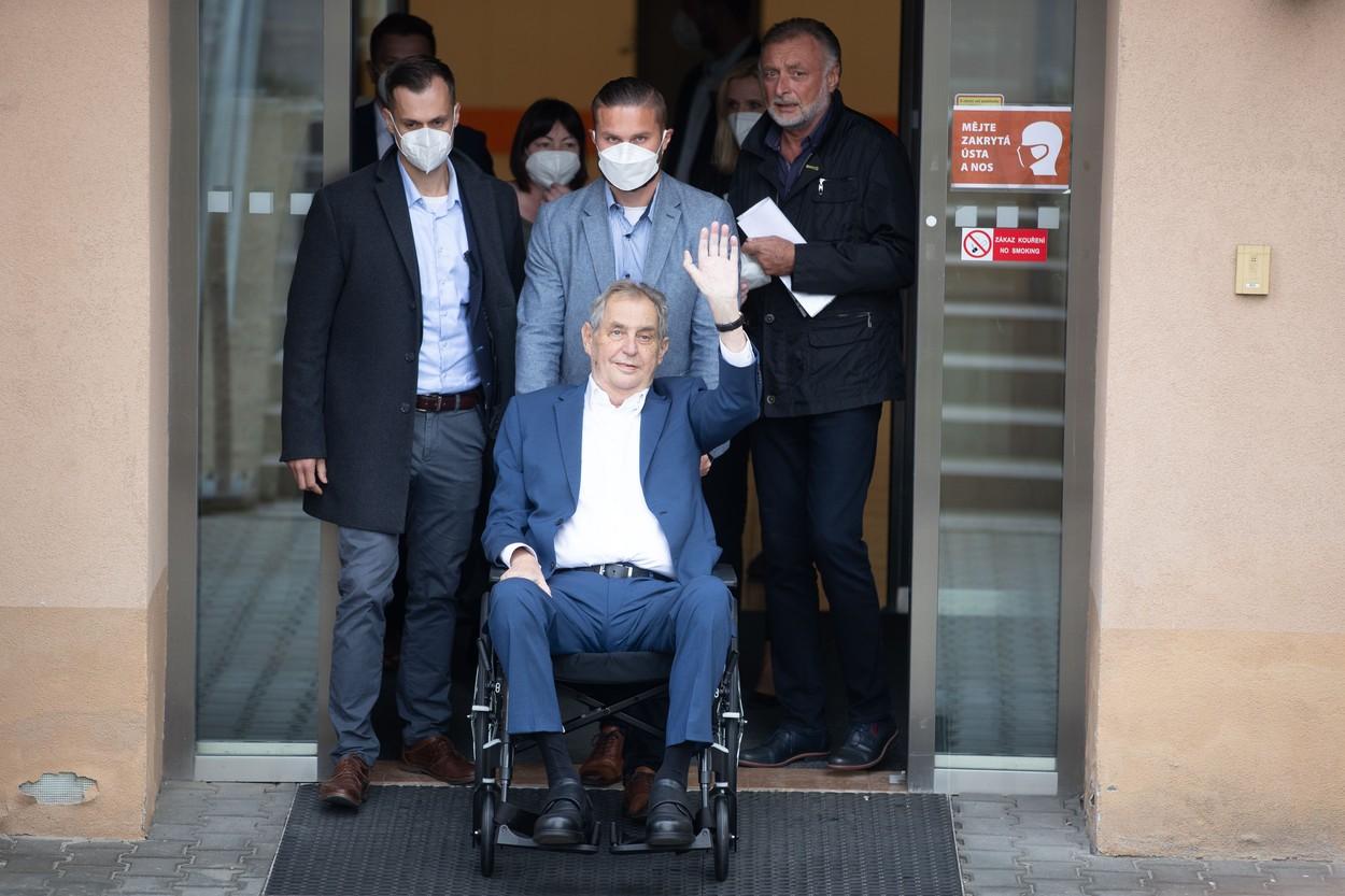 Preşedintele Cehiei, Milos Zeman, a ajuns la Spitalul Central Militar din Praga. Nu este prima oară când e internat anul acesta (FOTO: septembrie 2021)