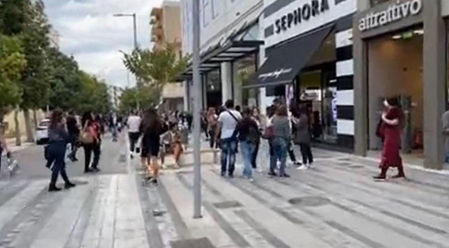 Un cutremur puternic a zguduit Creta. Imagini filmate după seismul cu magnitudinea de 6,2 Un cutremur puternic a zguduit Creta. Imagini filmate după seismul cu magnitudinea de 6,2