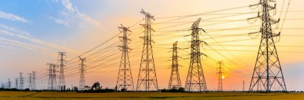 România a importat marţi peste 2.100 de MW de electricitate. Preţul pe bursă a ajuns la un nou record istoric