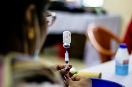 Vaccinarea reduce cu 90% riscul de a muri sau de a fi spitalizat cu Covid-19, arată rezultatele unui studiu efectuat pe 22,6 milioane de oameni