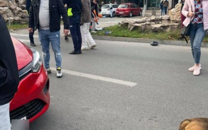 Un copil de 2 ani a murit după ce a fost spulberat pe trecerea de pietoni, în Slatina. Bunica lui a fost și ea rănită