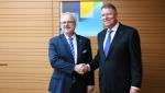Klaus Iohannis şi-a amânat vizita în Letonia, după ce omologul său a fost depistat pozitiv cu covid. Cei doi au fost împreună la Malmo