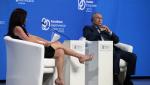 Vladimir Putin, replică sexistă pentru o jurnalistă americană: Ești prea frumoasă ca să înțelegi ce spun. Reacția femeii
