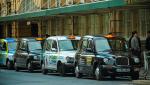 Cea mai mare firmă de taxi din Anglia oferă un salariu de bun venit, în valoare de 5.000 de lire, pentru șoferii nou-veniţi