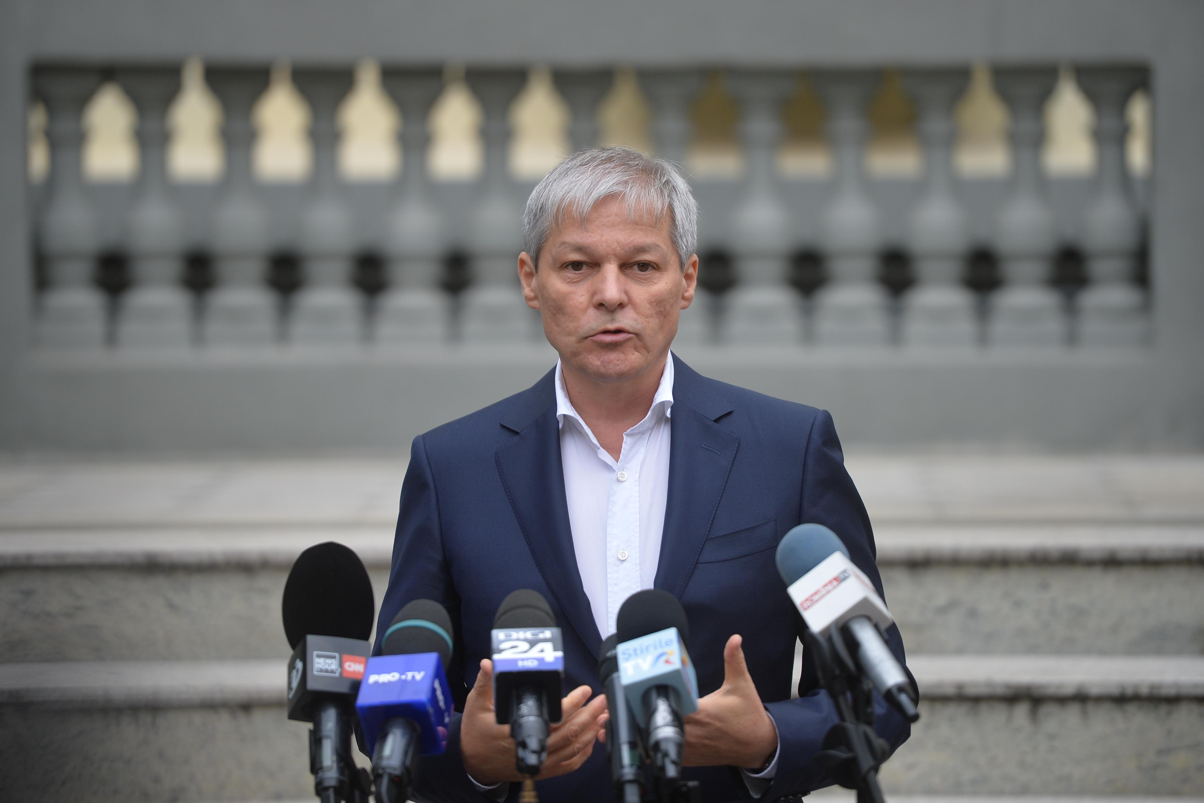 Lista Cabinetului Cioloş şi programul de guvernare vor fi depuse luni la Parlament