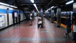 Detalii tulburătoare despre violul dintr-un tren de navetiști din SUA. Pasagerii au filmat cu telefoanele 40 de minute calvarul femeii, însă nu au intervenit