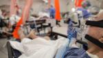 Fenomen nou în spitalele sufocate de COVID: Rudele celor decedați și nevaccinați își revarsă furia pe personalul medical