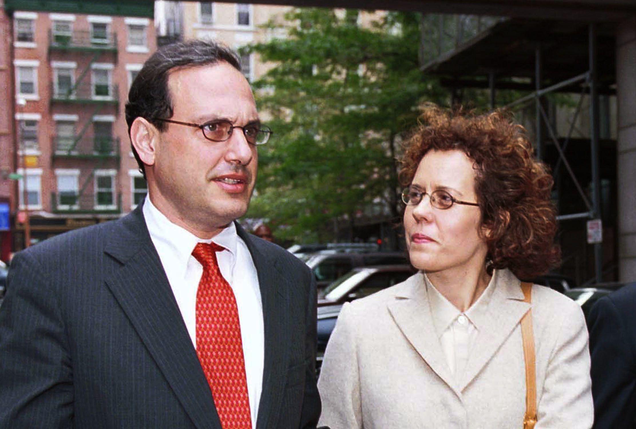Medicul și soția sa din 2000, anul condamnării sale