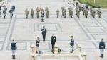 Ziua Armatei Române. Klaus Iohannis, la ceremonie: "Aduc un omagiu din inimă veteranilor de război"