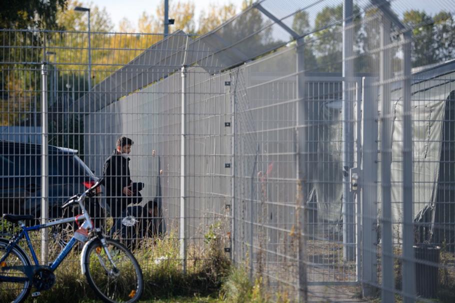 Construirea unui zid împotriva migranţilor la frontiera UE a Poloniei cu Belarusul, validată de Parlamentul polonez Construirea unui zid împotriva migranţilor la frontiera UE a Poloniei cu Belarusul, validată de Parlamentul polonez