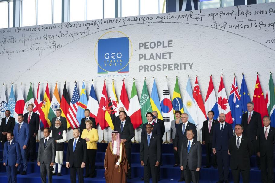 Summitul G20. Liderii statelor G20 s-au întrunit la Roma pentru a decide direcţia în care va merge lumea. Mii de oameni, aşteptaţi la manifestaţii Summitul G20. Liderii statelor G20 s-au întrunit la Roma pentru a decide direcţia în care va merge lumea. Mii de oameni, aşteptaţi la manifestaţii