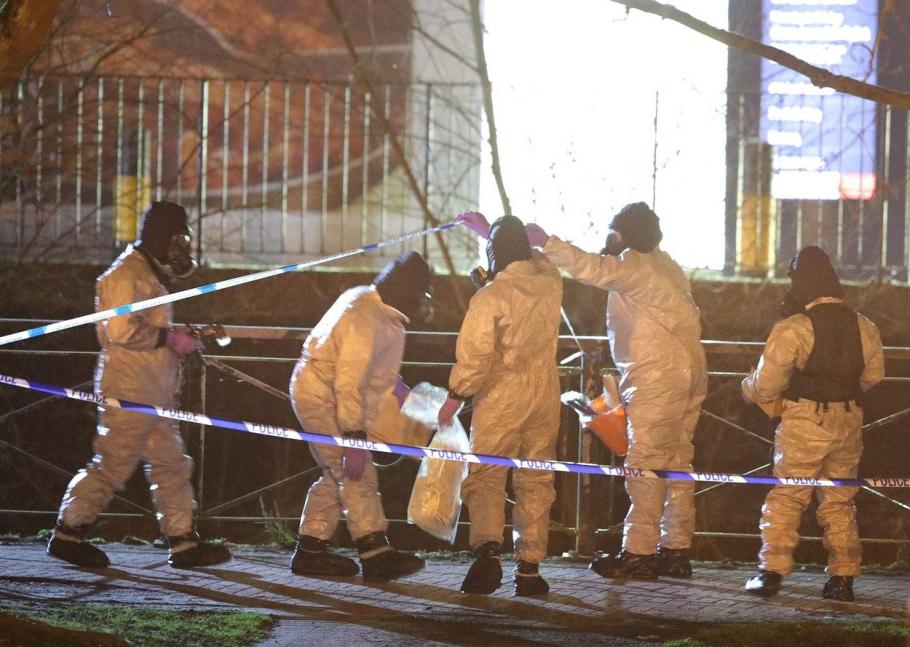 Un diplomat austrac de rang înalt, suspectat de divulgarea unor documente confidenţiale cu privire la Noviciok, substanţa cu care a fost ucis fostul spion rus Skripal Un diplomat austrac de rang înalt, suspectat de divulgarea unor documente confidenţiale cu privire la Noviciok, substanţa cu care a fost ucis fostul spion rus Skripal
