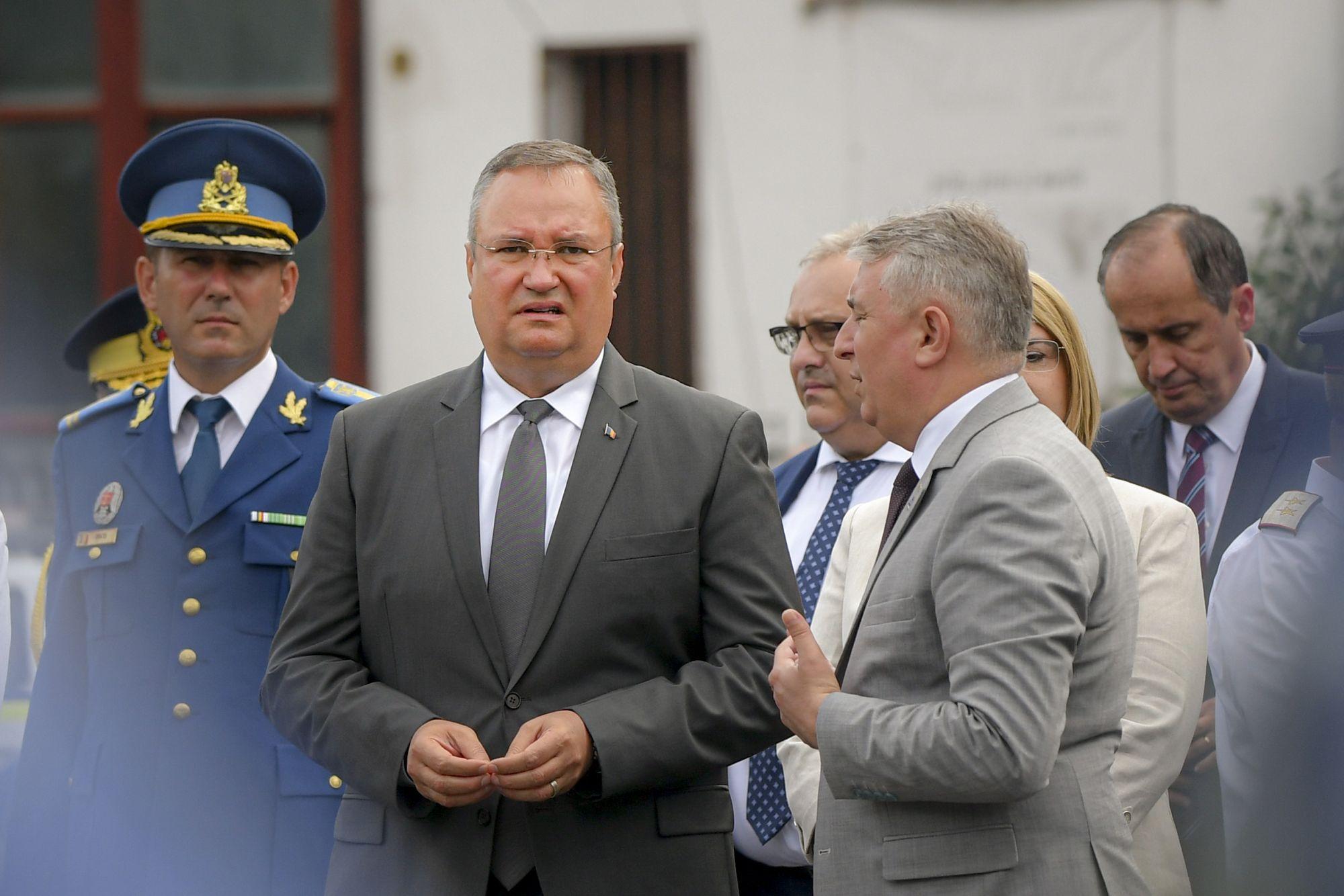 Bogdan Ciucă sau Lucian Bode ar putea fi desemnaţi pentru funcţia de premier şi să se retragă înainte de votul de învestitură Bogdan Ciucă sau Lucian Bode ar putea fi desemnaţi pentru funcţia de premier şi să se retragă înainte de votul de învestitură