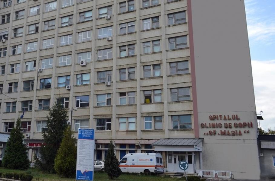 Medicii ieșeni de la Spitalul Sf. Maria au operat cu succes, timp de 20 de ore, o adolescentă rănită într-un accident feroviar Medicii ieșeni de la Spitalul Sf. Maria au operat cu succes, timp de 20 de ore, o adolescentă rănită într-un accident feroviar